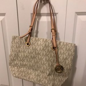 Michael Kors Tote